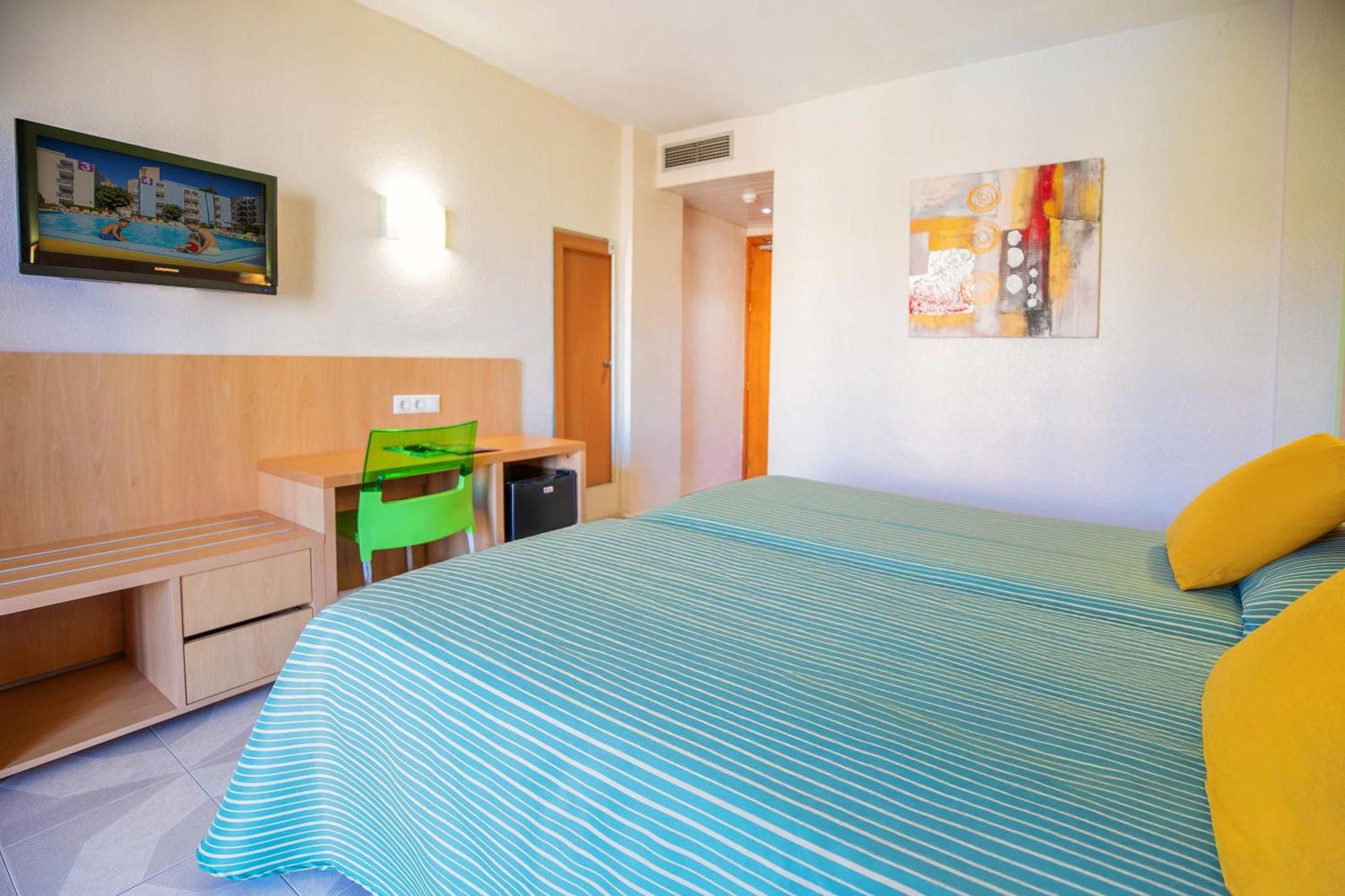 Hotel Servigroup Pueblo Benidorm Kamer foto