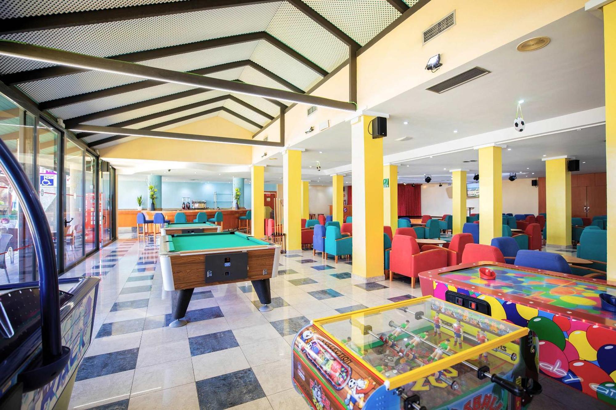 Hotel Servigroup Pueblo Benidorm Buitenkant foto
