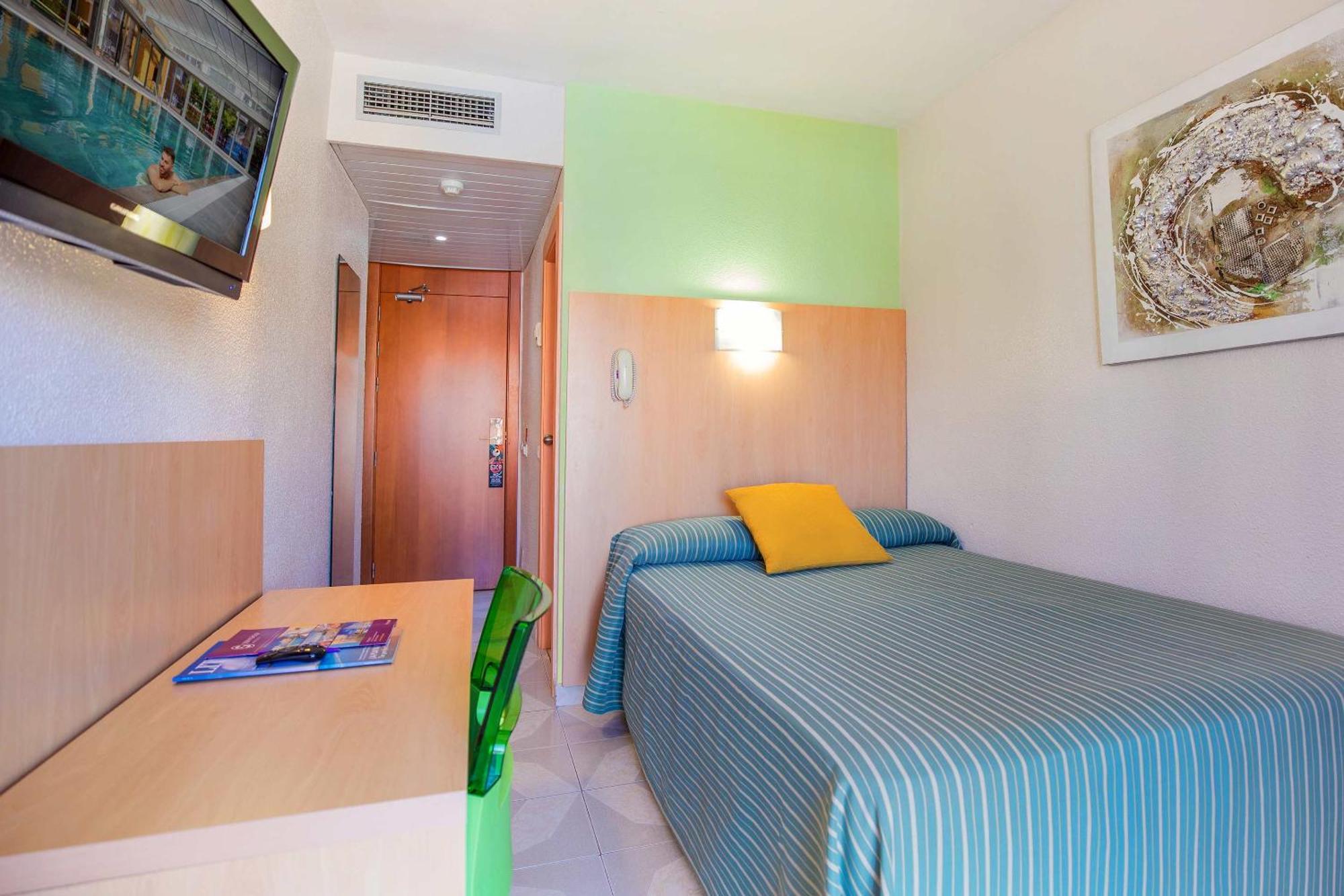 Hotel Servigroup Pueblo Benidorm Kamer foto